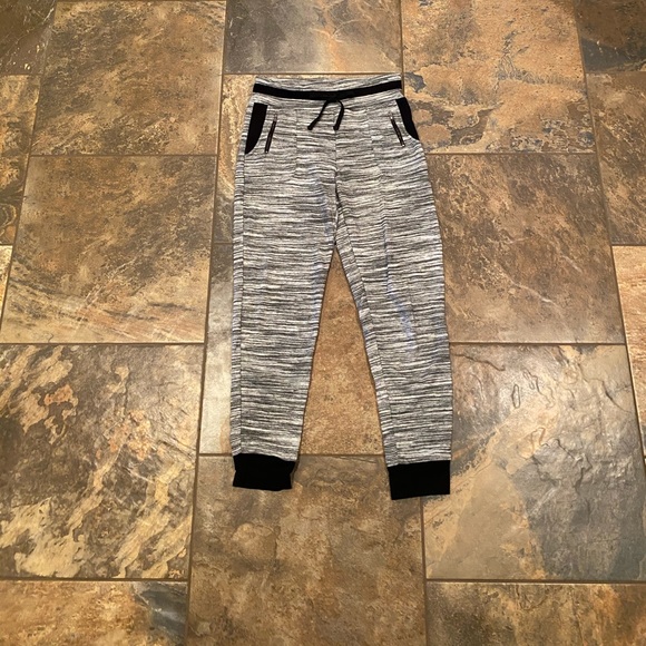 Joggers - Picture 5 of 7